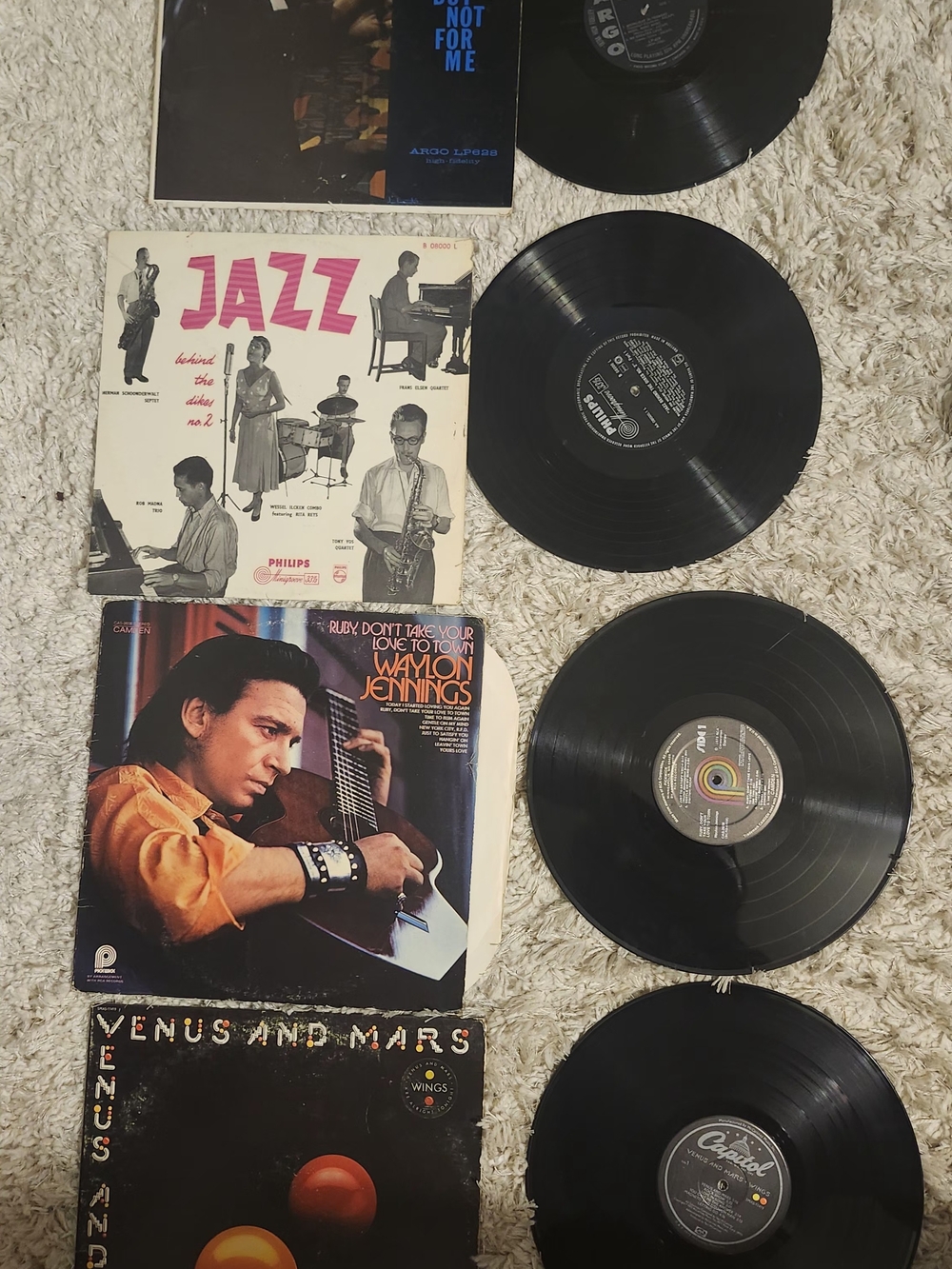 Vintage Vinyl Record Lot - Assorted Album Covers (Jazz, Waylon Jennings, Wings)